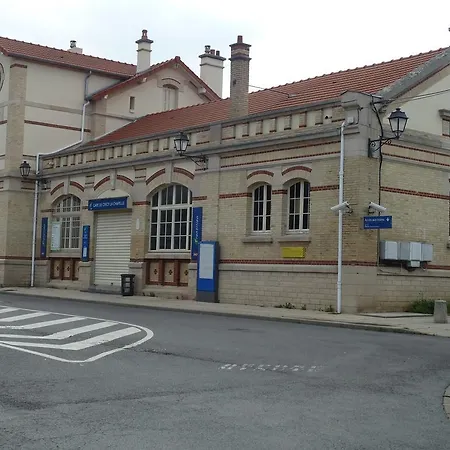 Les Iris Crecy-la-Chapelle