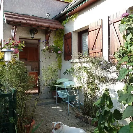吉仁艾丽斯旅馆 克雷西拉沙佩勒