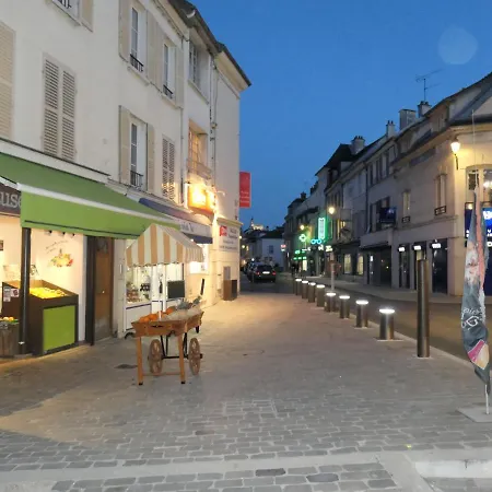 Les Iris Crecy-la-Chapelle